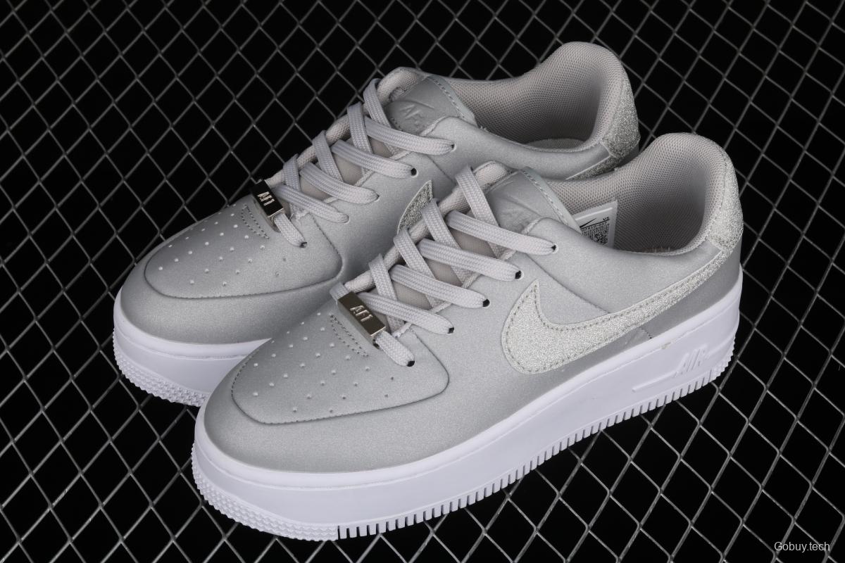 NIKE AF1 Sage Low shoes with thick soles CQ7510-017