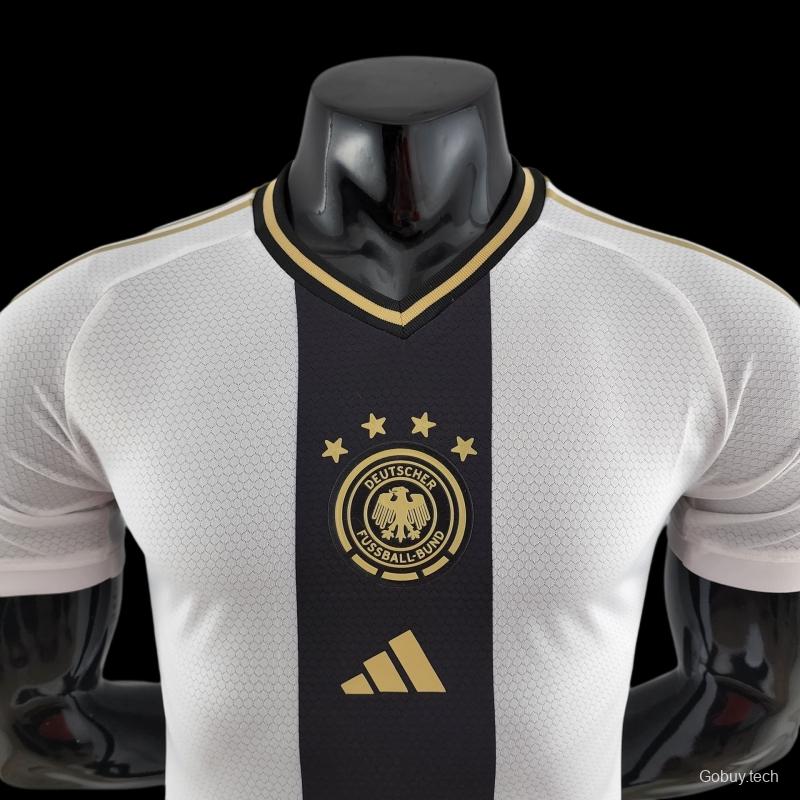 Player Version 2022 Germany Black &amp; White