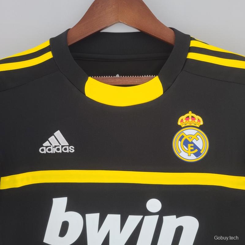 Vintage Real Madrid 11/12 Goalkeeper Black Jersey