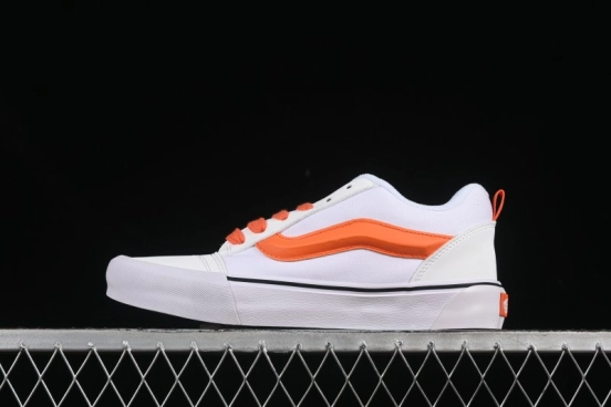 Vans Knu Skool Low-Top Retro Chunky Sneakers - VN0009QCB20