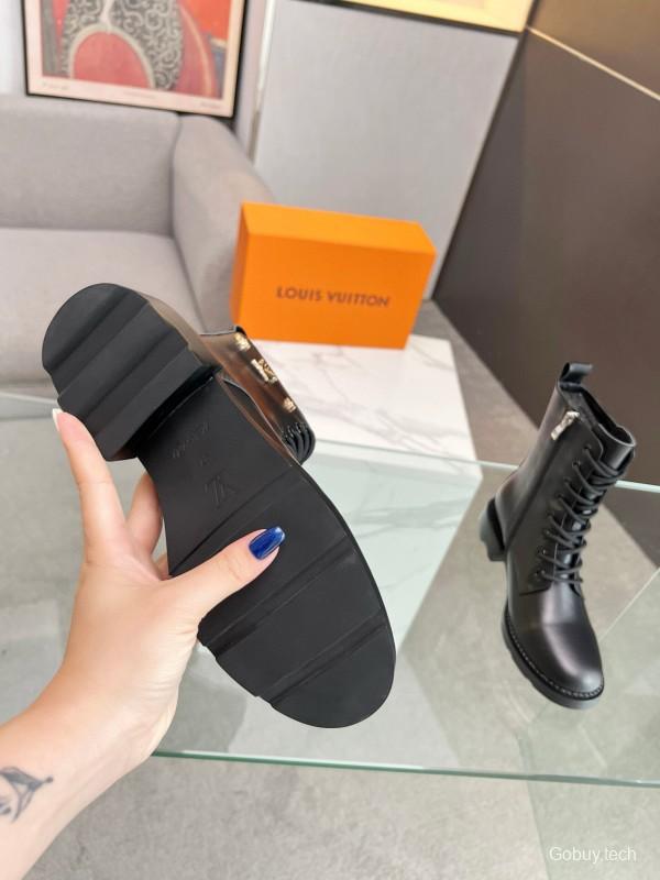2024 Women Louis Vuitton Black Leather Ankle Boots MJ00320