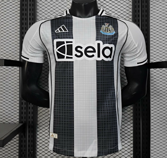 Player Version 25/26 Newcastle United Home Jersey